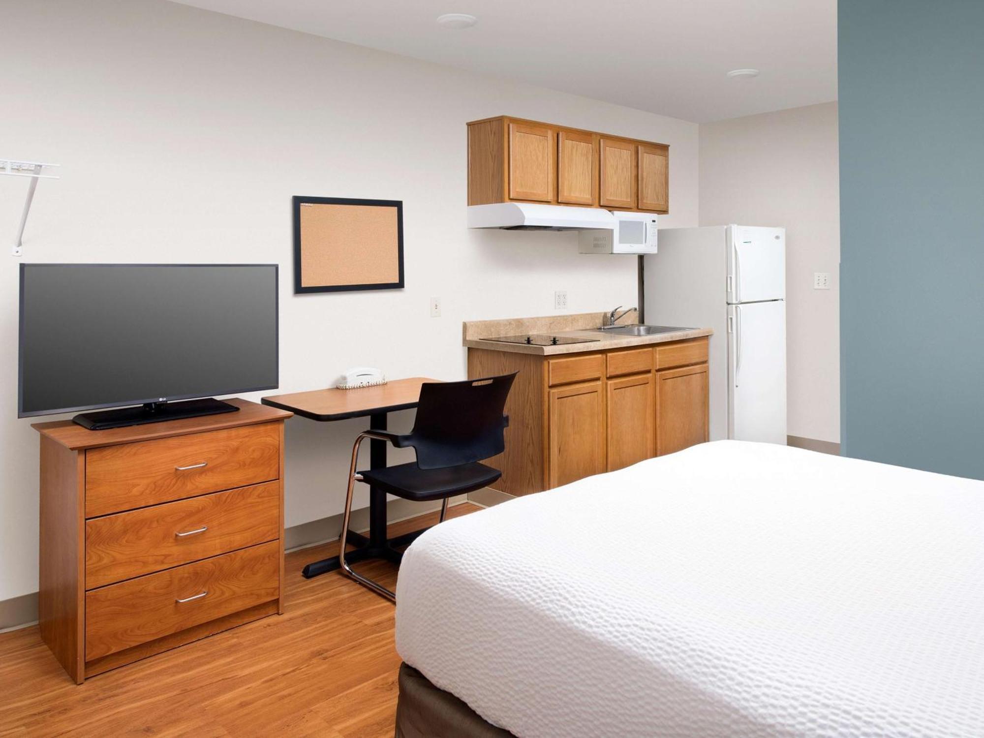 Extended Stay America Select Suites - Fort Myers - Northeast Exterior foto